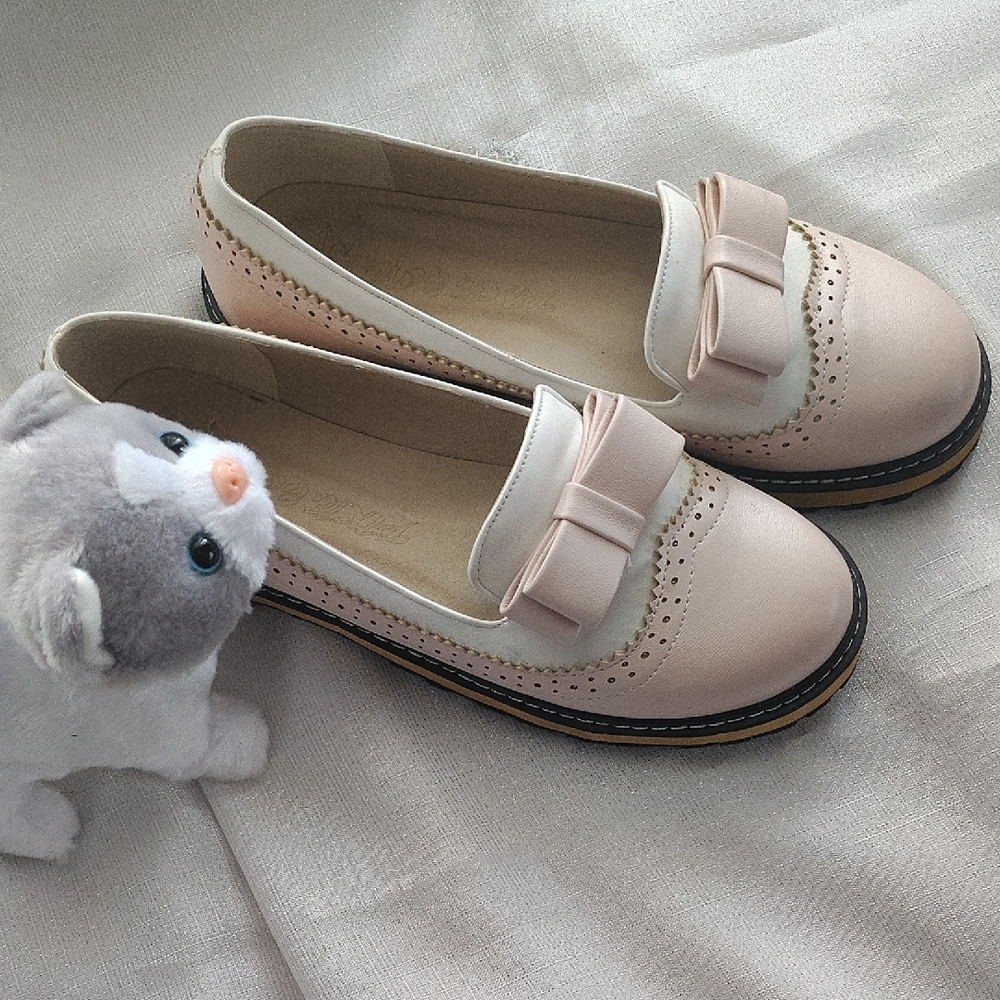 Women’s Cream & Pink Bow and Loafers - Chic Flat Slip-Ons - Picture 4 of 7